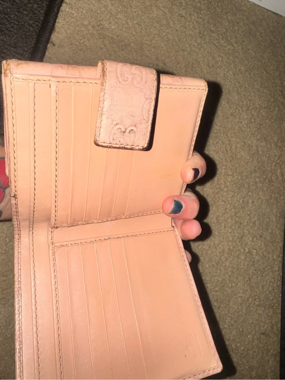 Authentic Gucci Blush Pink Embossed Leather Wallet - Picture 10 of 10